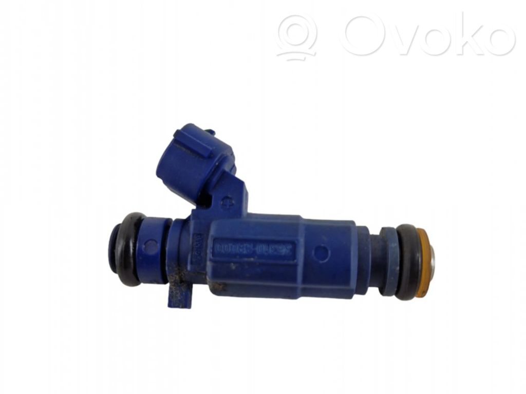 Inyector de combustible   353102B000