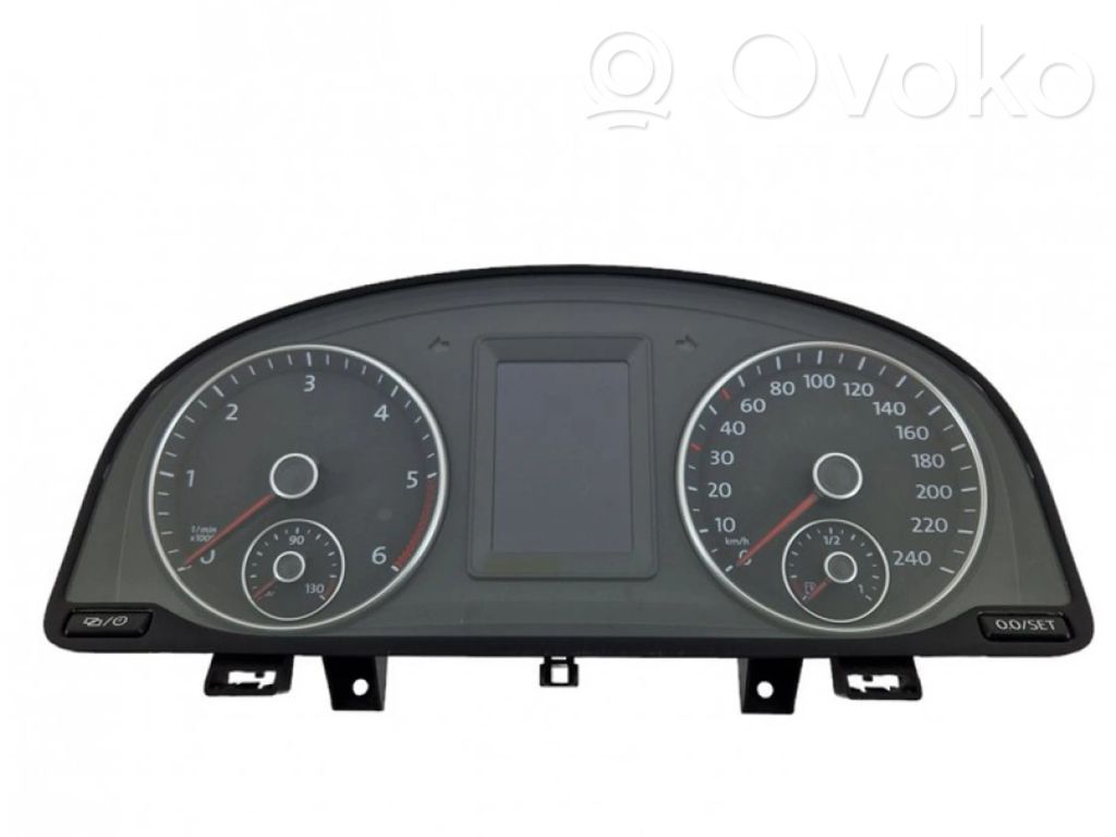 Volkswagen Touran II Licznik / Prędkościomierz 