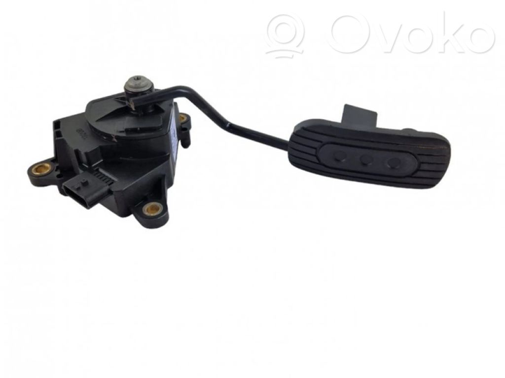 Gaspedal   18002AX70B