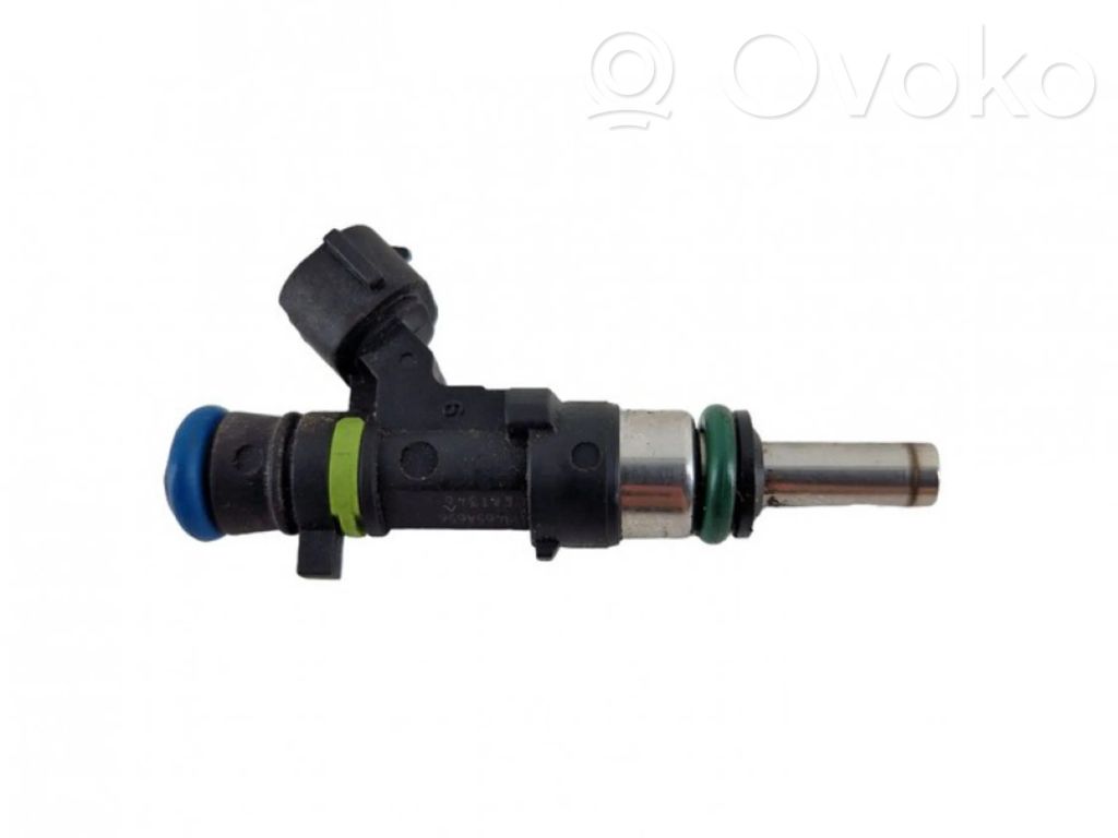 Injecteur de carburant   1465A656