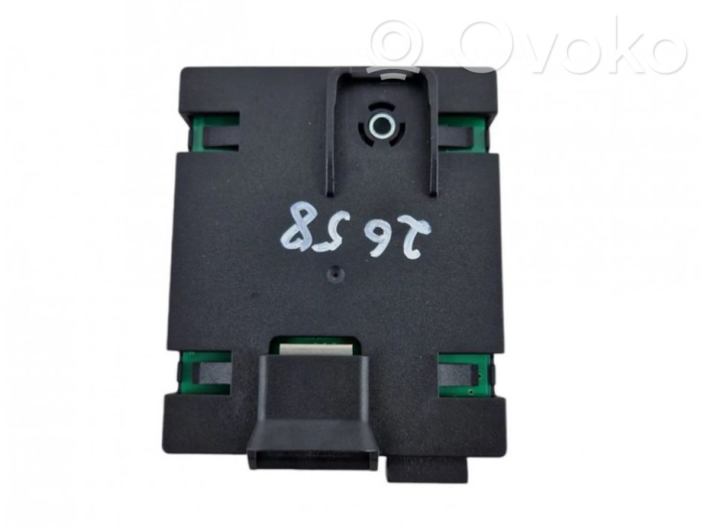 Mercedes-Benz B W245 Amplificatore antenna