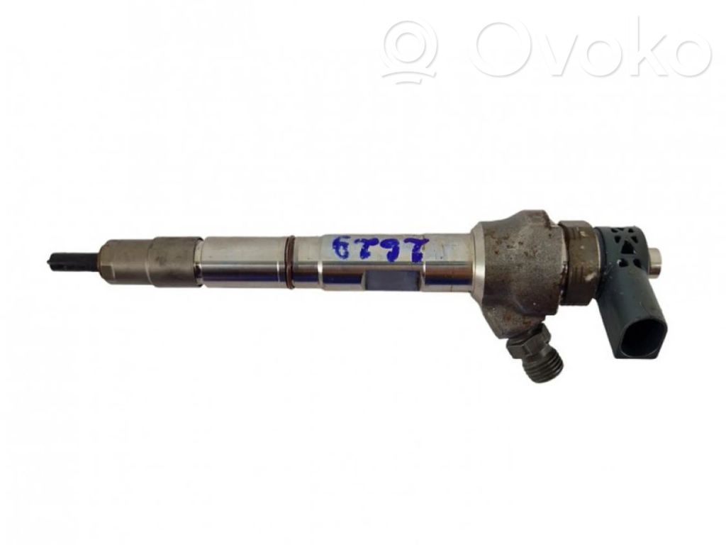 Volkswagen Touran III Injector combustibil 