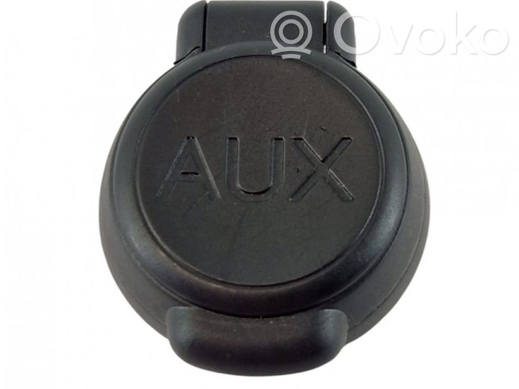Câble adaptateur AUX   96647952XT