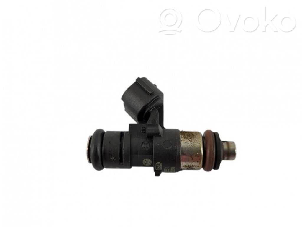 Inyector de combustible   0280158251,04C906031D