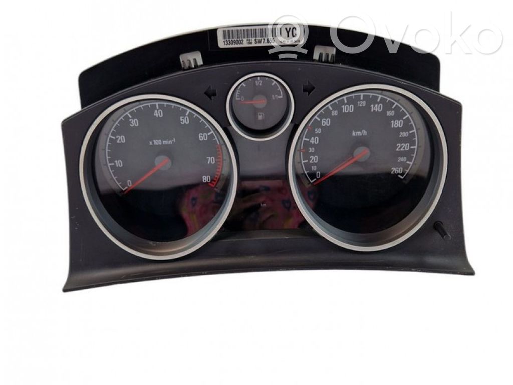 Opel Zafira B Geschwindigkeitsmesser Cockpit 