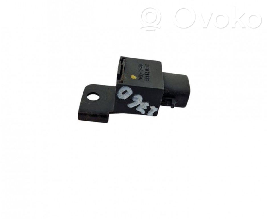 Sensor