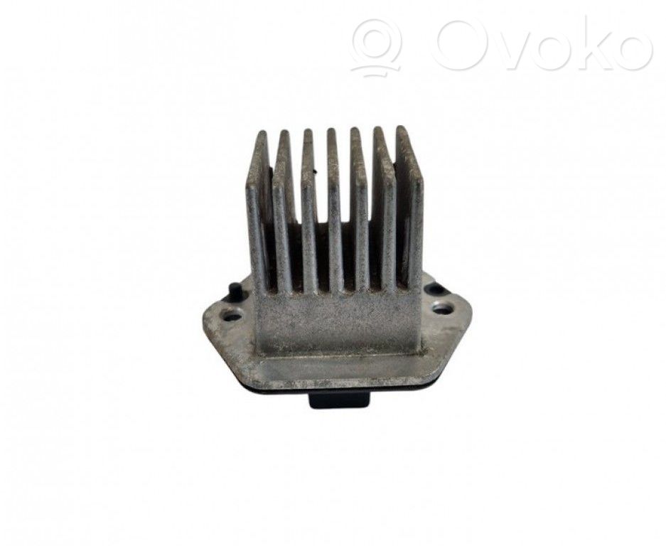 Mitsubishi L200 Heater blower fan relay 