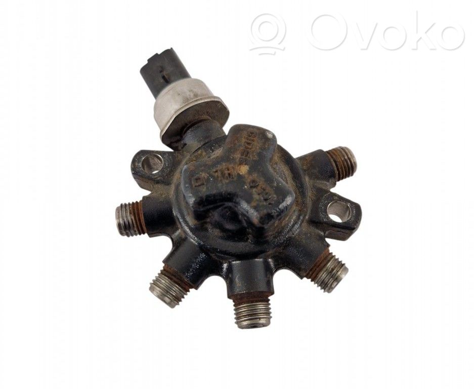 Ford Mondeo MK IV Tuyau de conduite principale de carburant
