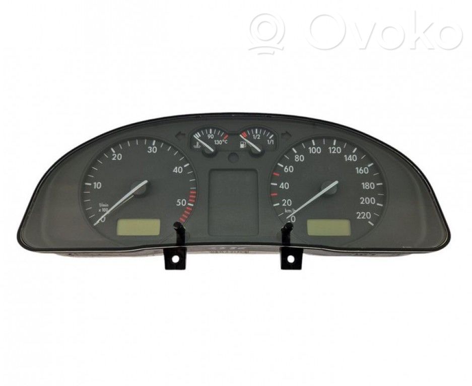 Volkswagen PASSAT B5 Tachimetro (quadro strumenti) 