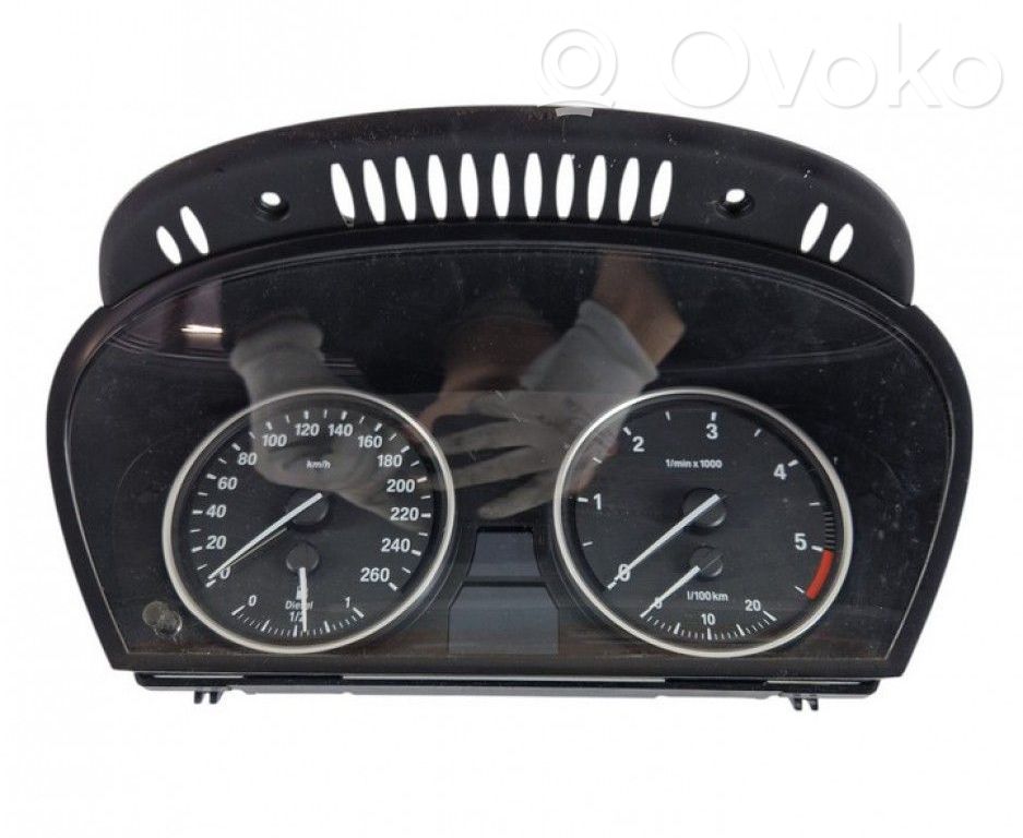 BMW 5 E60 E61 Speedometer (instrument cluster) 
