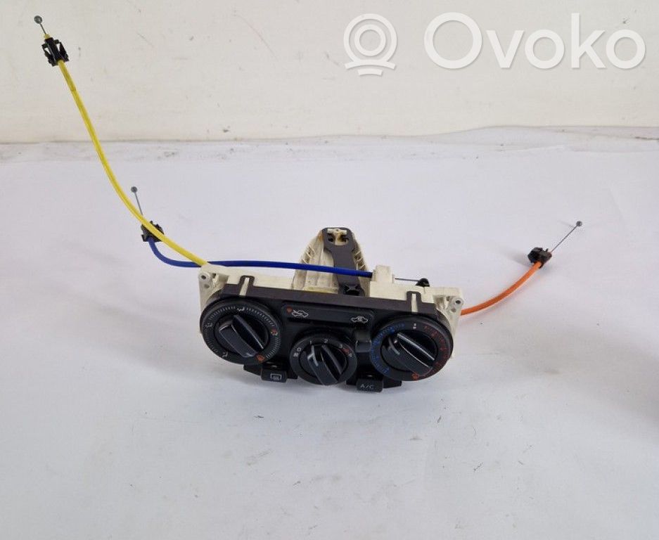 Nissan Note (E11) Climate control unit 