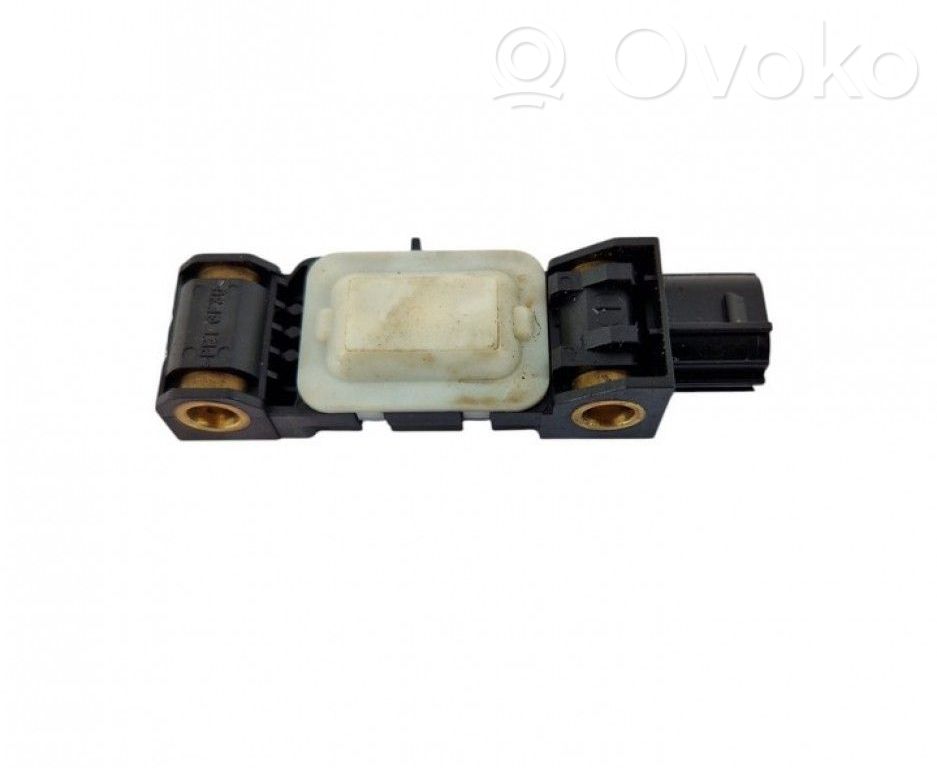 Nissan Note (E11) Senzor impact/declanșare airbag 
