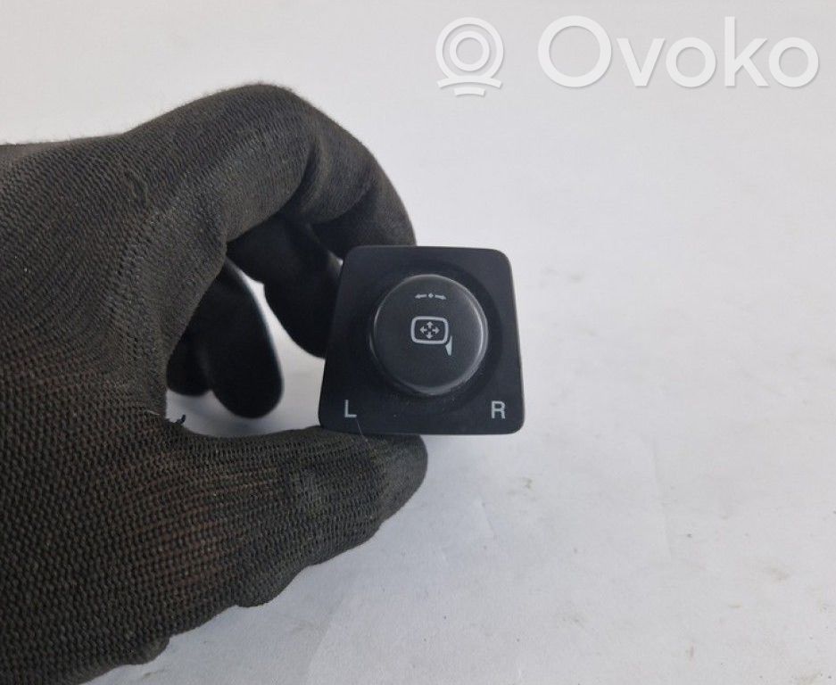 Opel Antara Interruptor del espejo lateral 