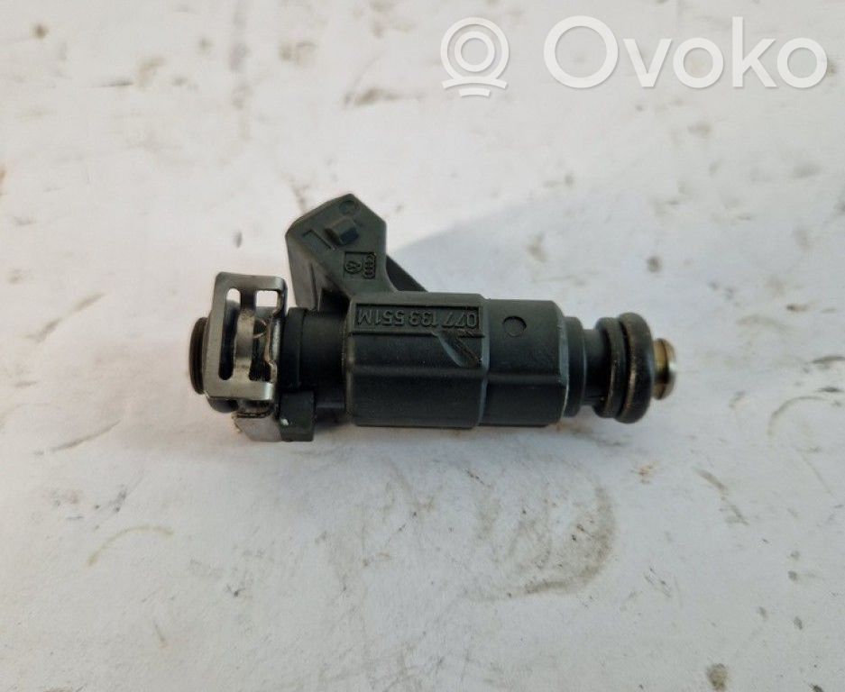 Volkswagen Touareg I Injector combustibil 