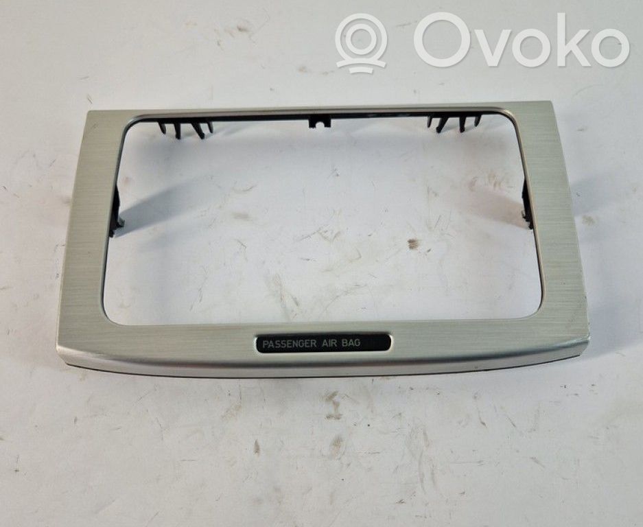 Volkswagen PASSAT B6 Rămă unitate radio/GPS 