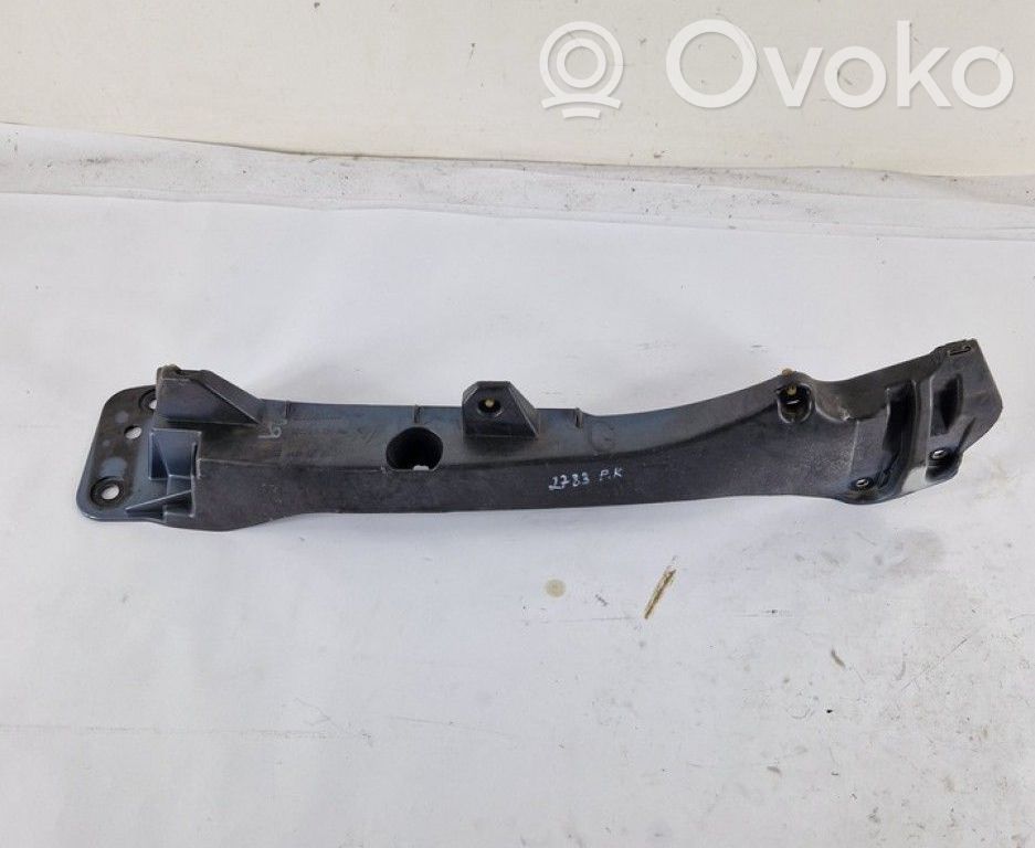Renault Clio III Suport montare bară spate
