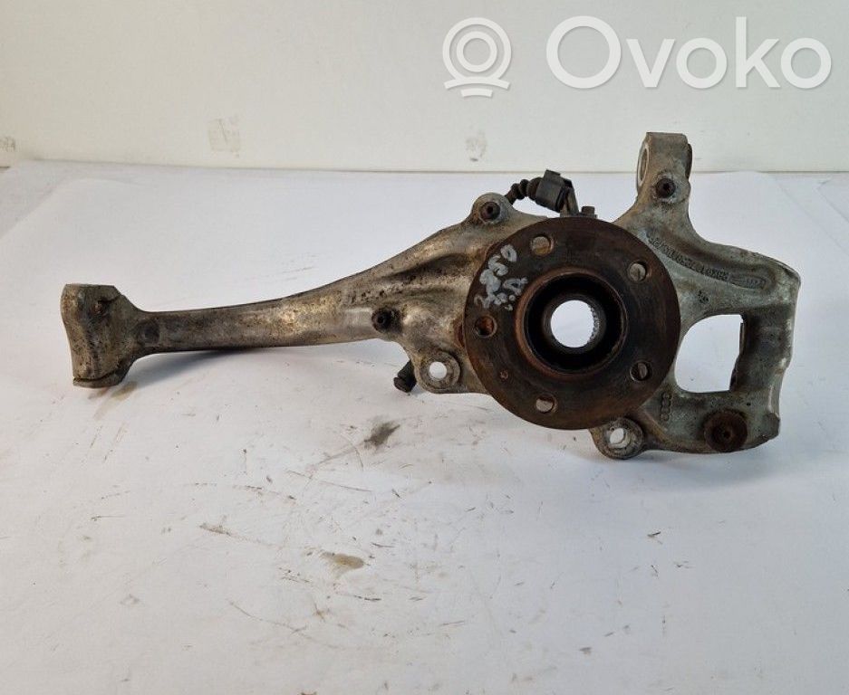 Audi A4 S4 B8 8K Cubo de rueda delantera 