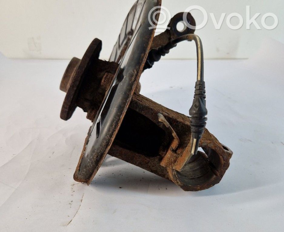 Cubo de rueda delantera