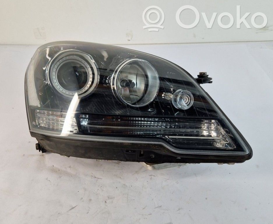 Mercedes-Benz ML W164 Lampa przednia 