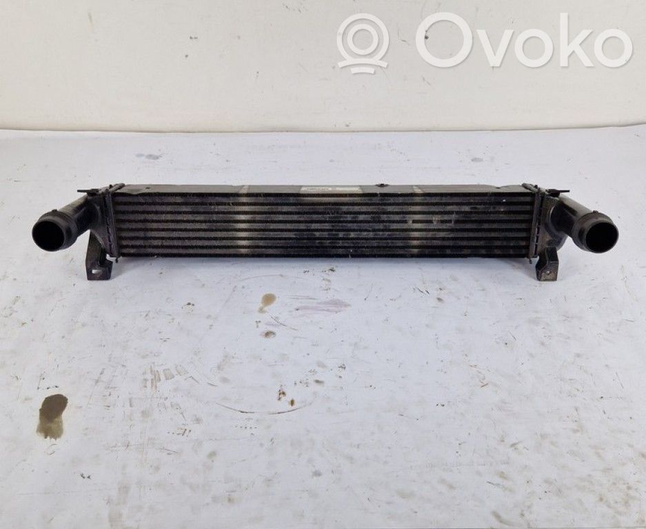 Jeep Cherokee Chłodnica powietrza doładowującego / Intercooler 