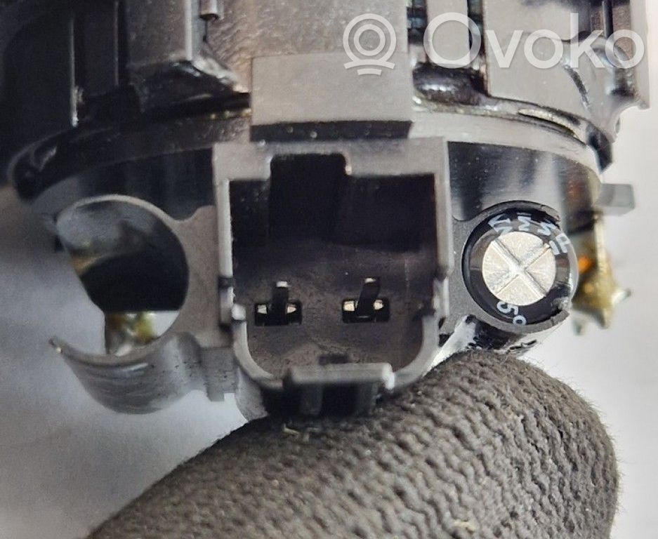 Ford Mondeo MK V Altavoz de la puerta delantera 