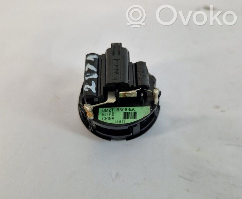 Ford Mondeo MK V Altavoz de la puerta delantera 