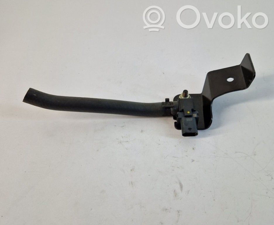 Öljynpaineanturi   FS7A9G824BA,FS7A9G824BA,FS7A9G824BA