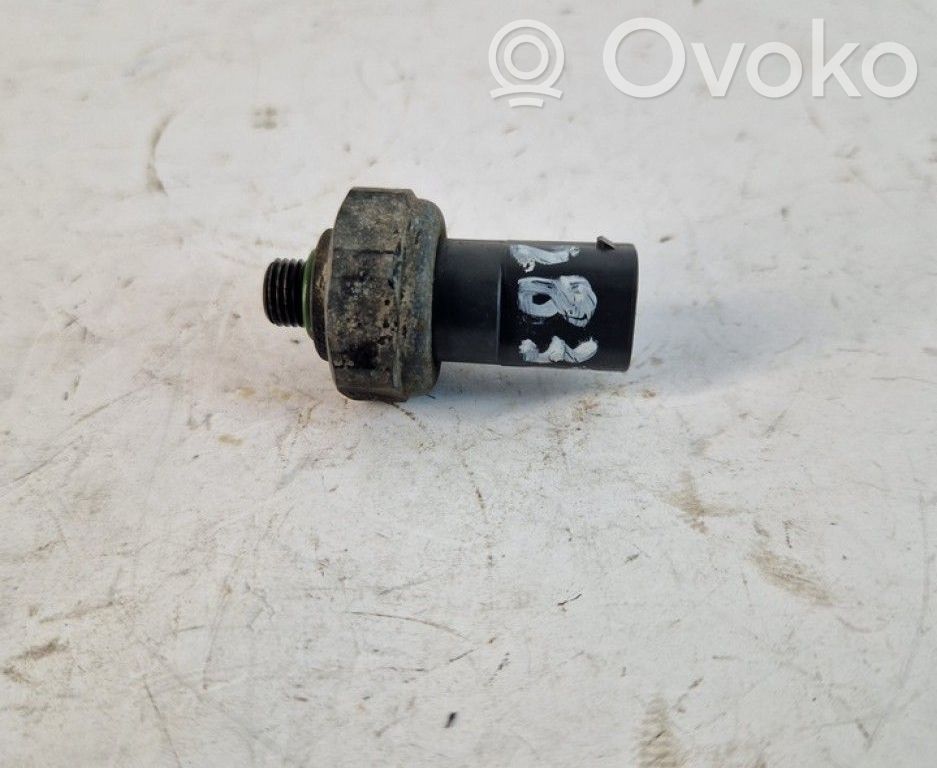 Mercedes-Benz ML W164 Senzor presiune ulei 