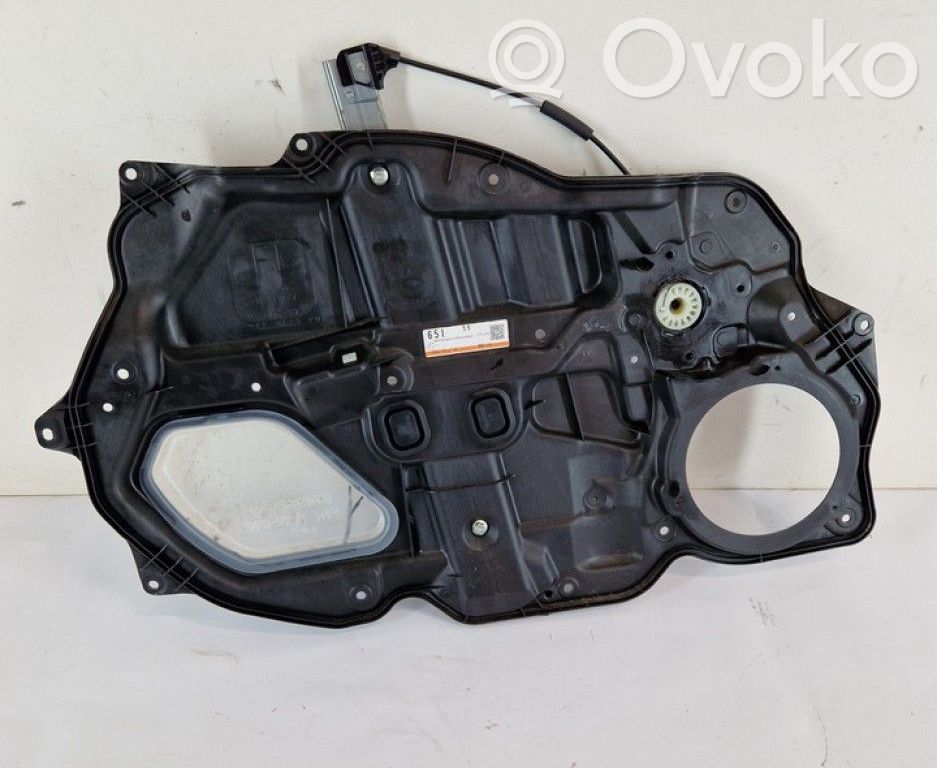 Mazda 2 Mecanismo para subir la puerta delantera sin motor 