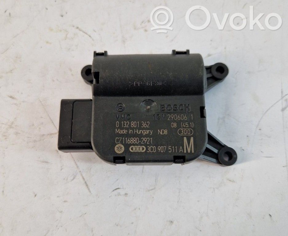 Motor/actuator clapetă aer   0132801362,0132801362,0132801362,3C0907511A,CZ116882921