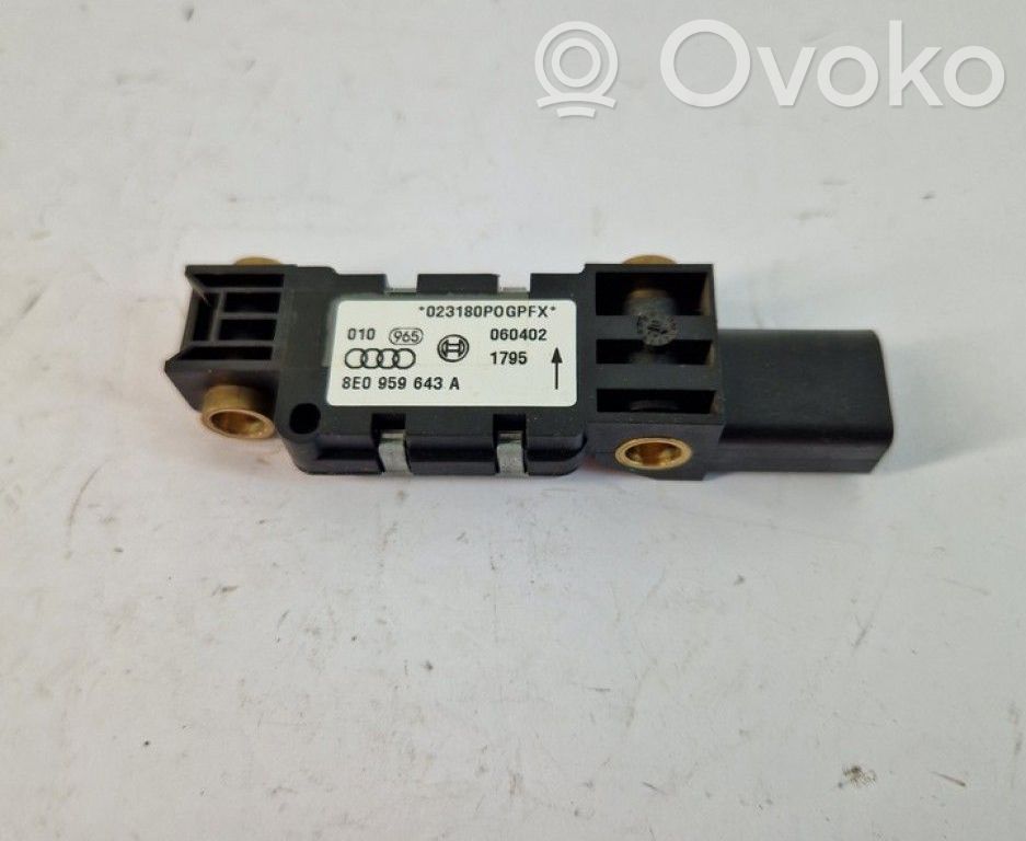 Audi A4 S4 B6 8E 8H Senzor impact/declanșare airbag