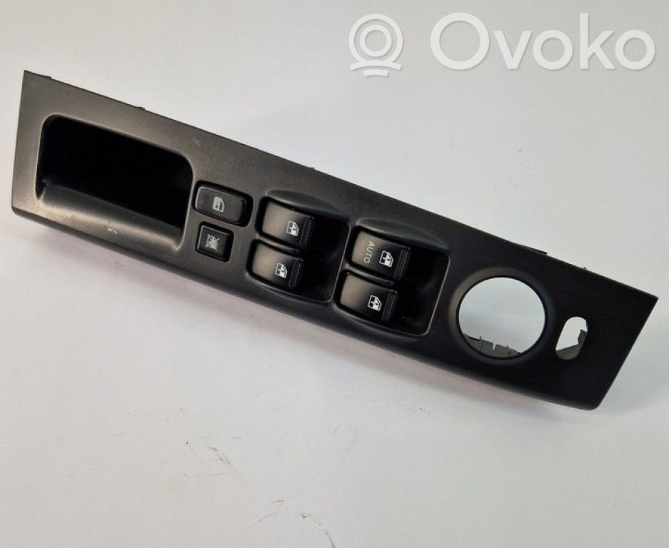 Electric window control switch   47489E