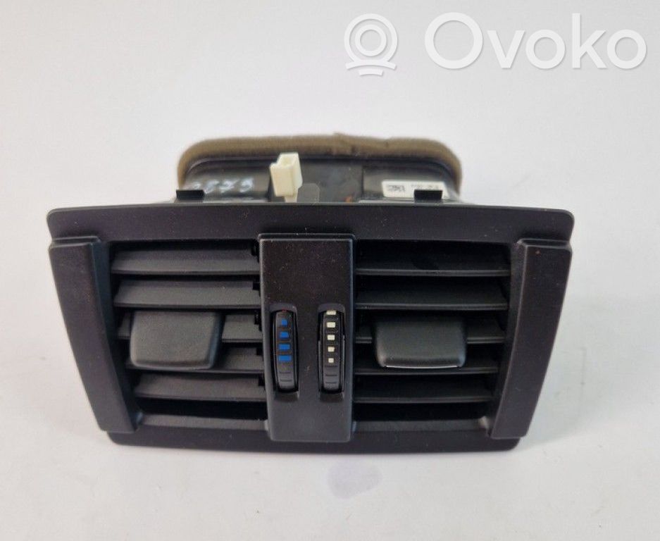 BMW 3 F30 F35 F31 Rejilla de ventilación central del panel 