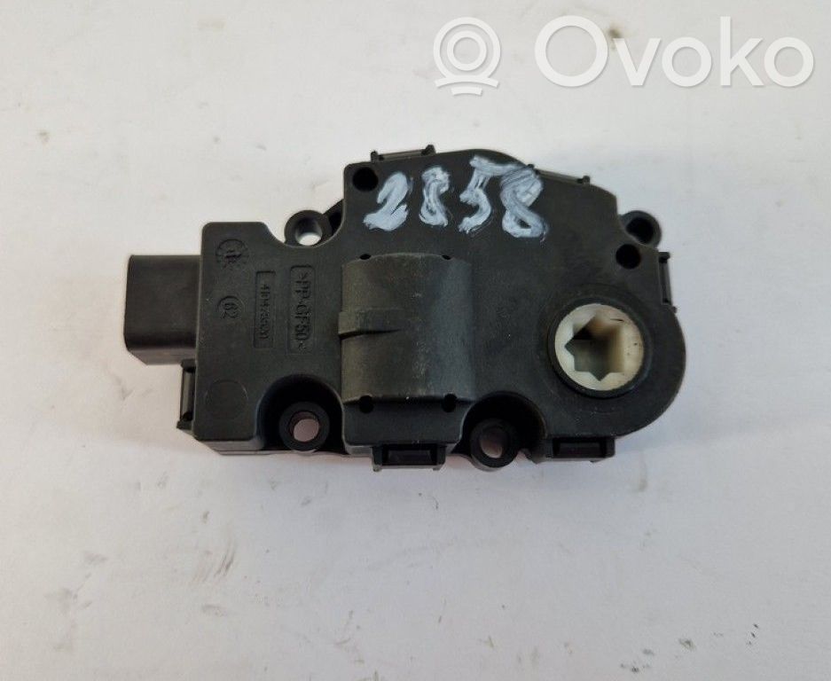 BMW 1 F20 F21 Motor/actuator clapetă aer 