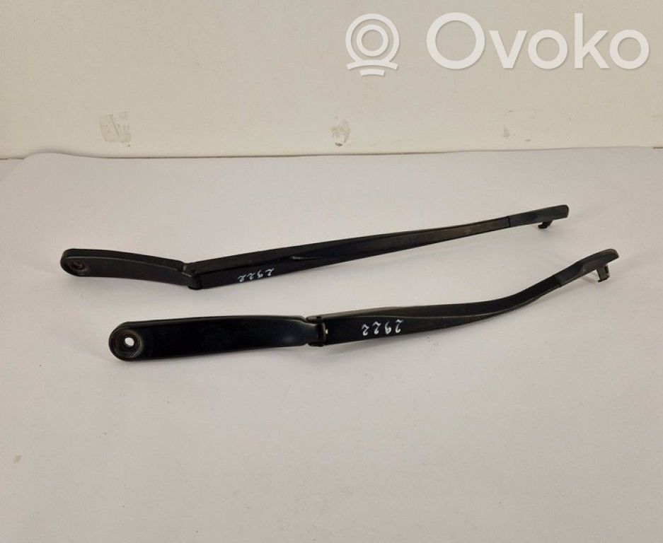 BMW 5 F10 F11 Braccio della spazzola tergicristallo anteriore