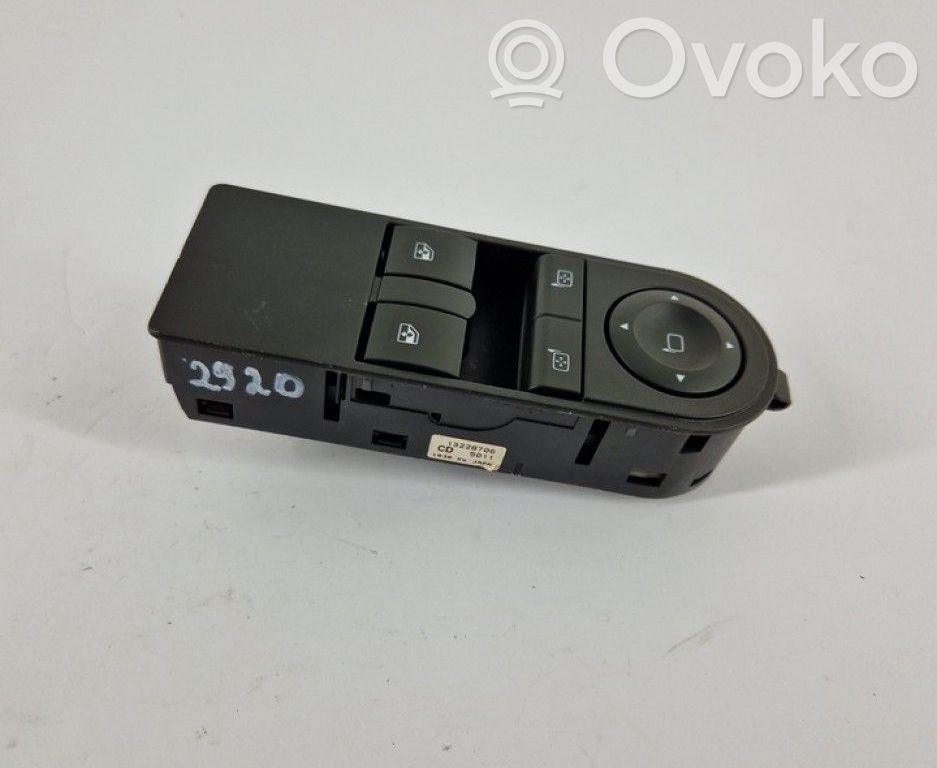 Opel Astra H Comutator comandă geamuri electrice 