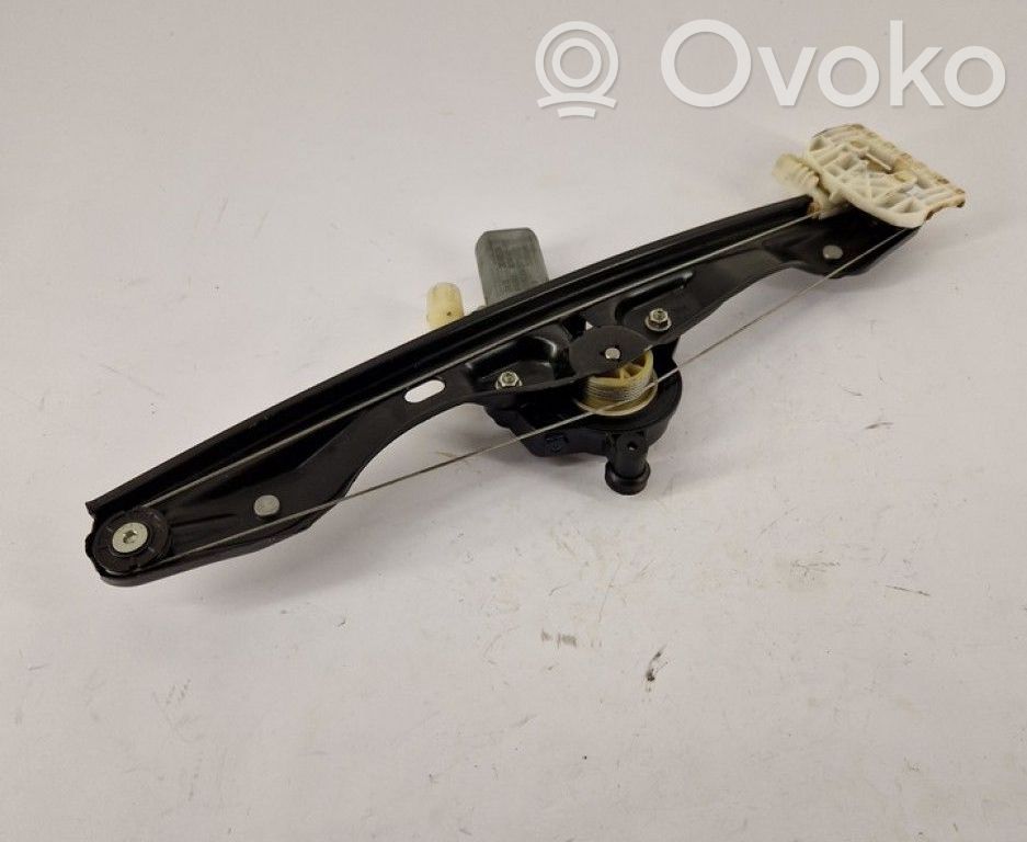 BMW 3 F30 F35 F31 Meccanismo di sollevamento del finestrino posteriore senza motorino 