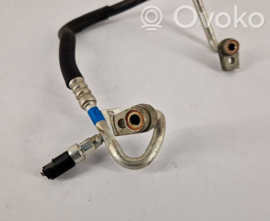 Ford Kuga I Ilmastointilaitteen putki (A/C)