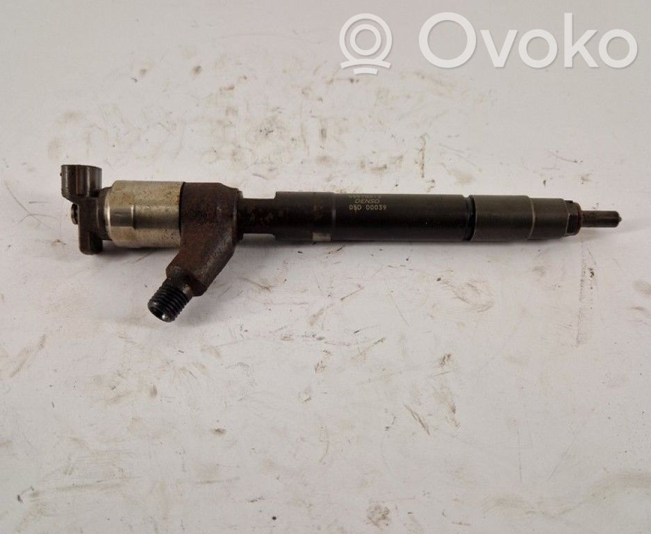 Inyector de combustible   55570012,55570012,55570012