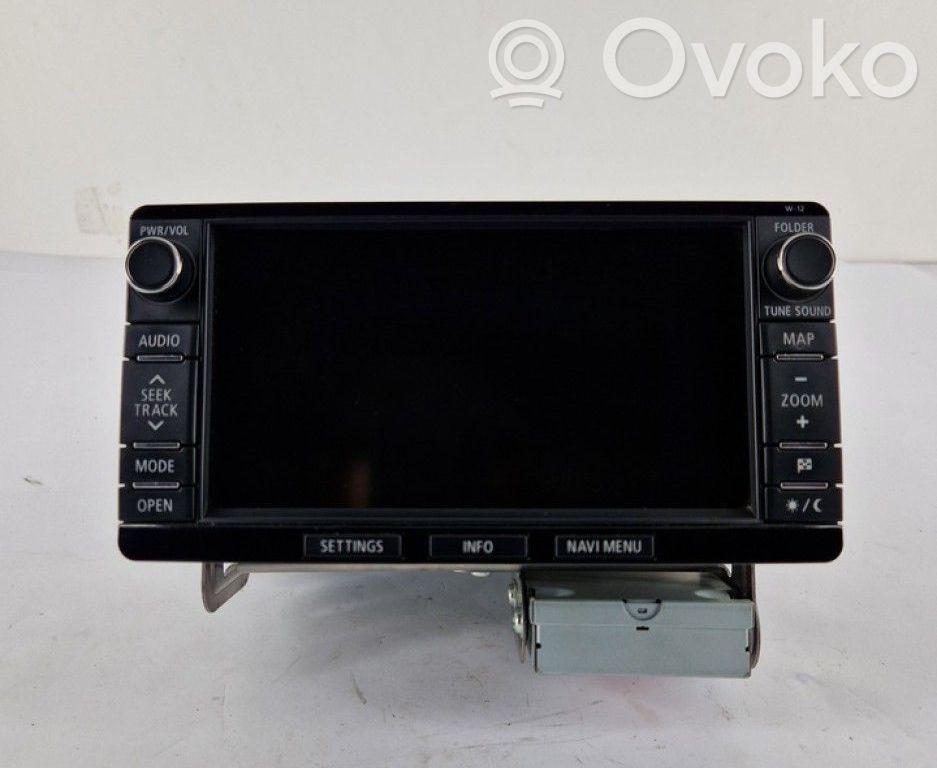 Mitsubishi Outlander Radio/CD/DVD/GPS head unit 