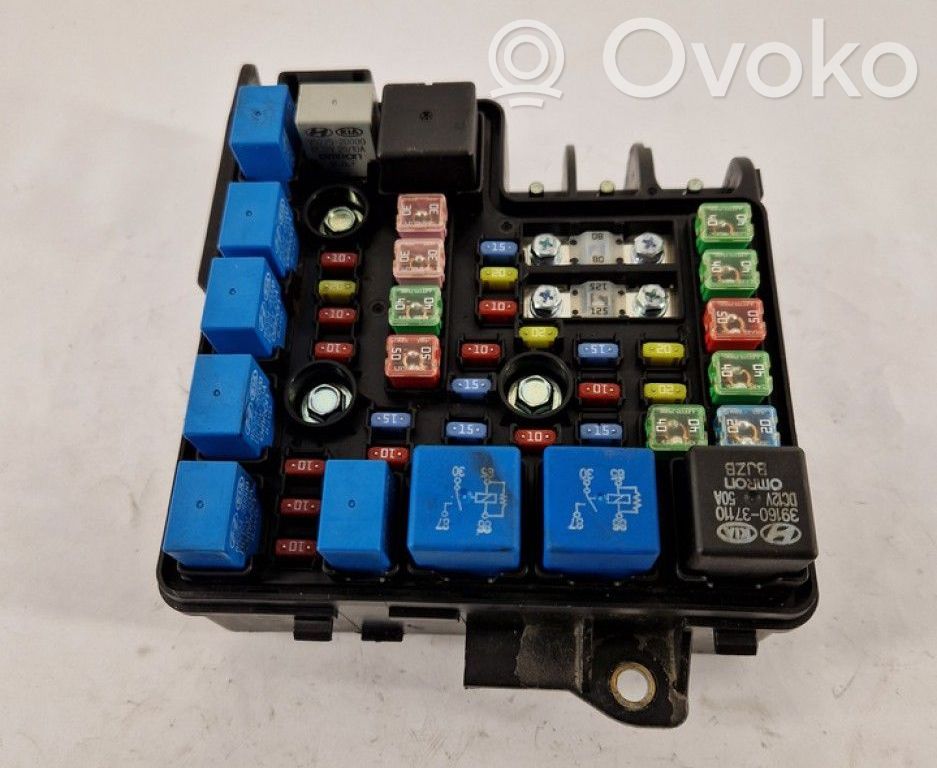 KIA Ceed Fuse module 