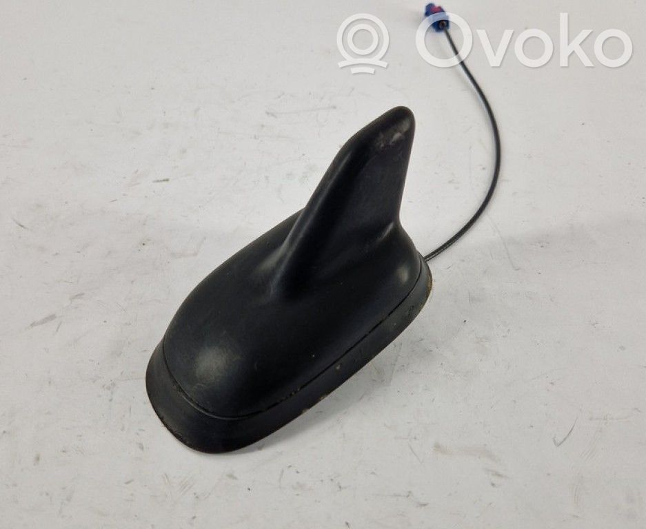 Volkswagen Touran II Antenna GPS 