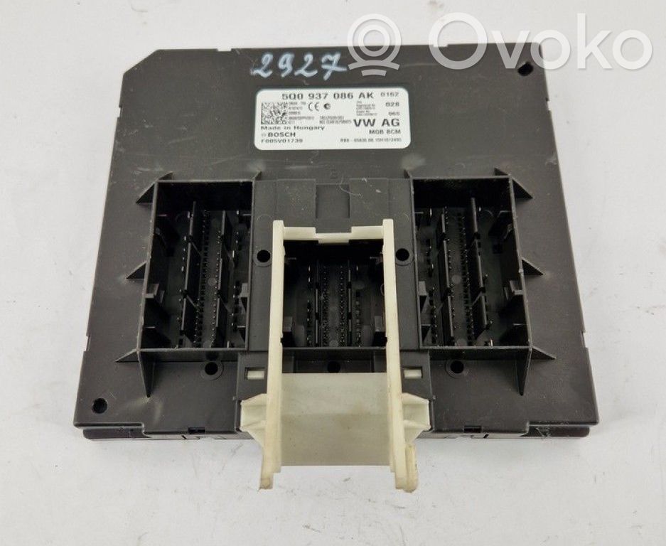 Volkswagen PASSAT B8 Modul confort 