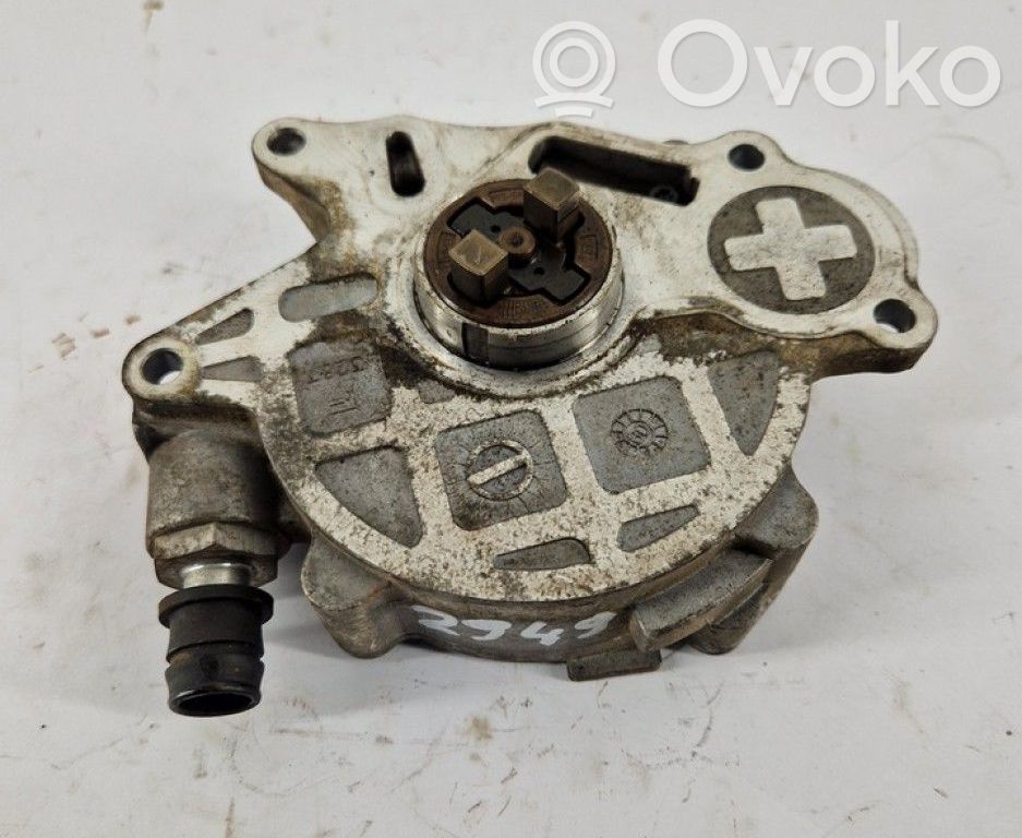 Volkswagen Golf VI Pompă vacuum 