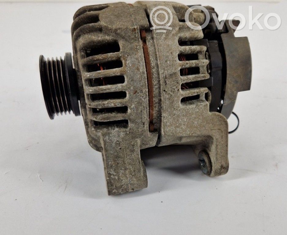 Opel Corsa D Generatore/alternatore 