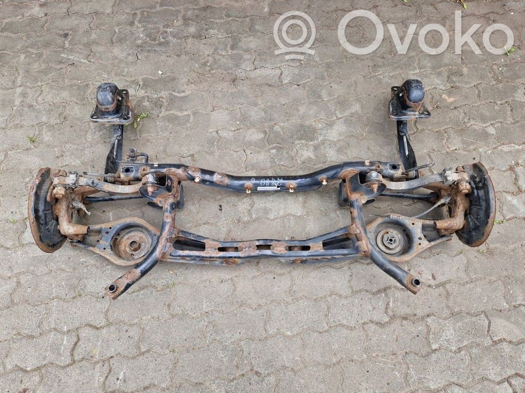 Volkswagen Golf VI Rama pomocnicza tylna 