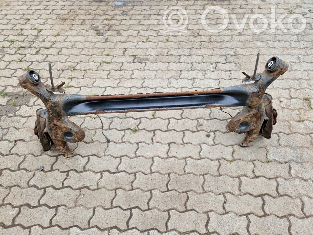 Renault Kadjar Belka osi tylnej 