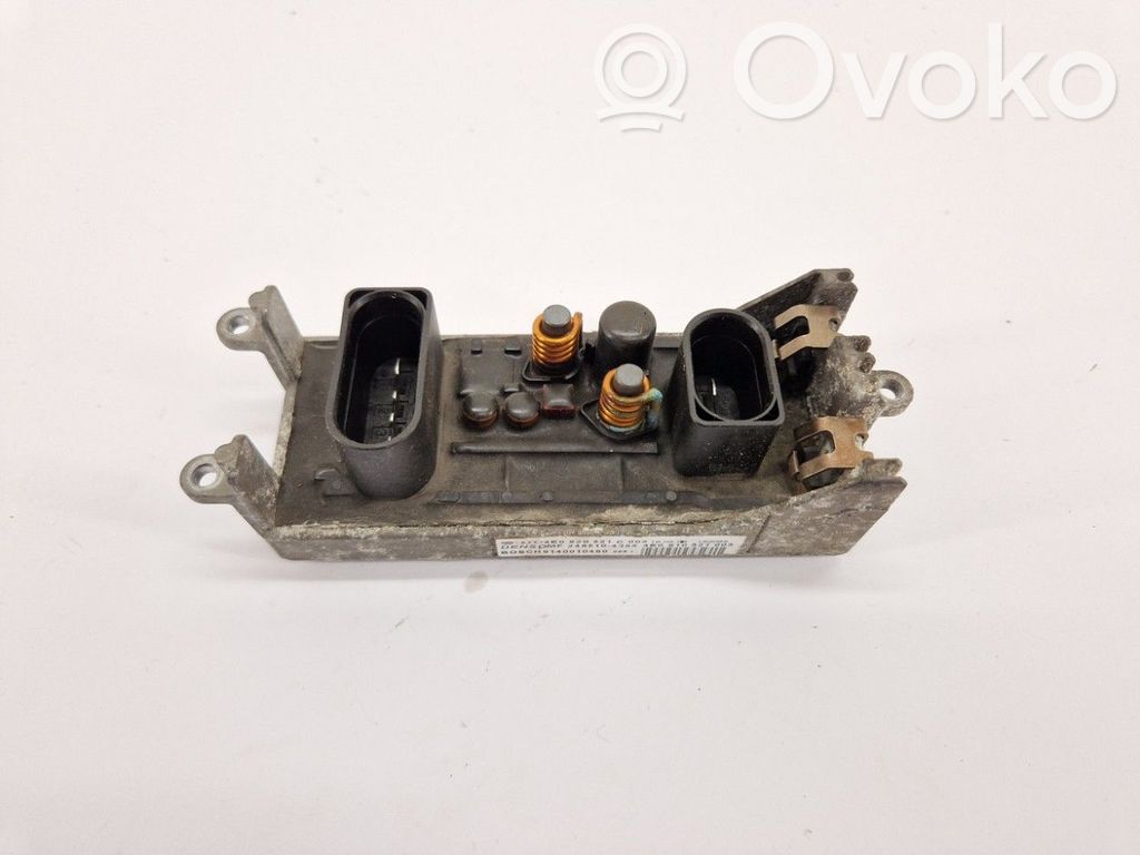 Audi A8 S8 D3 4E Relais de ventilateur de liquide de refroidissement