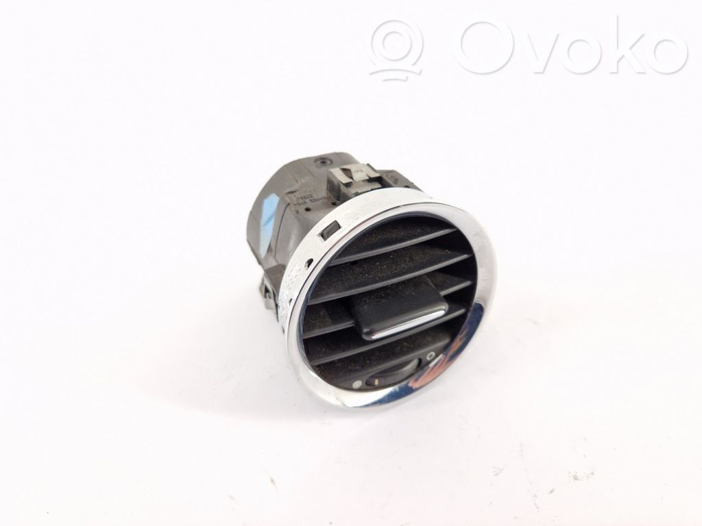 Fiat 500 Centrālais gaisa ventilācijas režģis