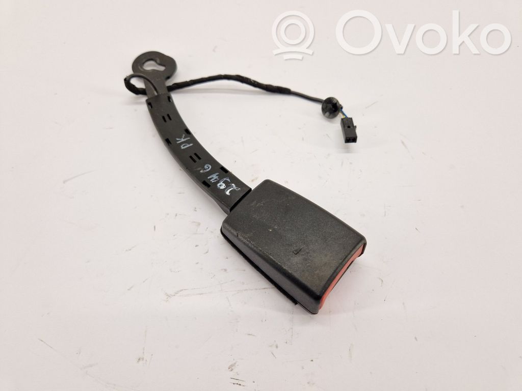 Volkswagen Golf VII Boucle de ceinture de sécurité avant 